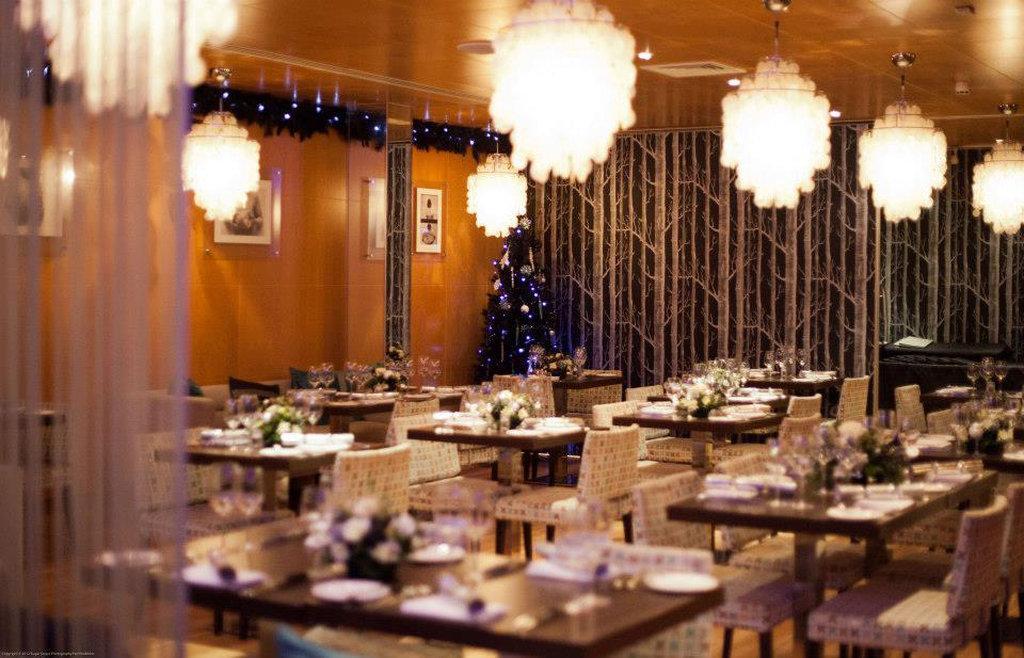 האטפילד Beales Hotel מראה חיצוני תמונה